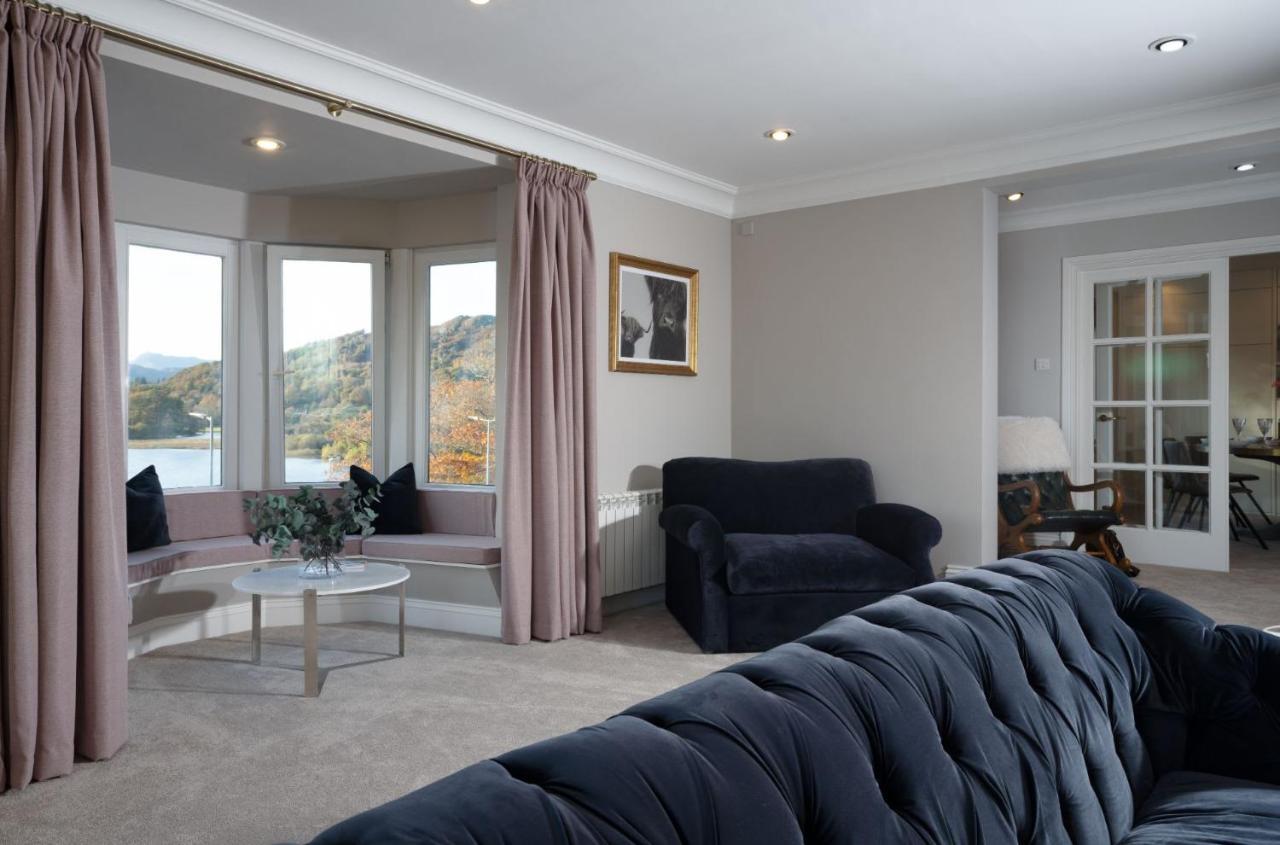 Brand New - Contemporary - 2 Bedroom - 2 Bathroom - Spacious Apartment - Lake Views 앰블사이드 외부 사진